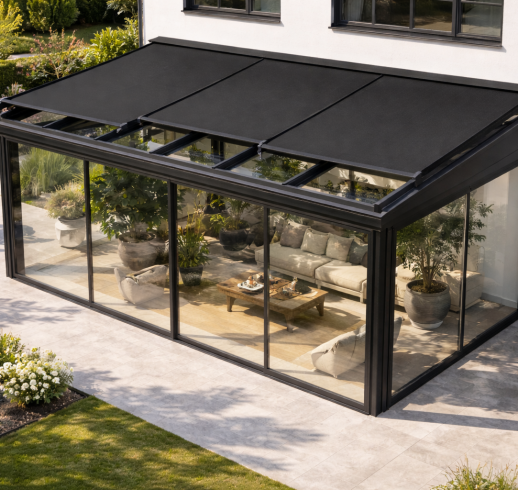 Toldos_Veranda_toldo_negro_PersianasyToldos_Rivero